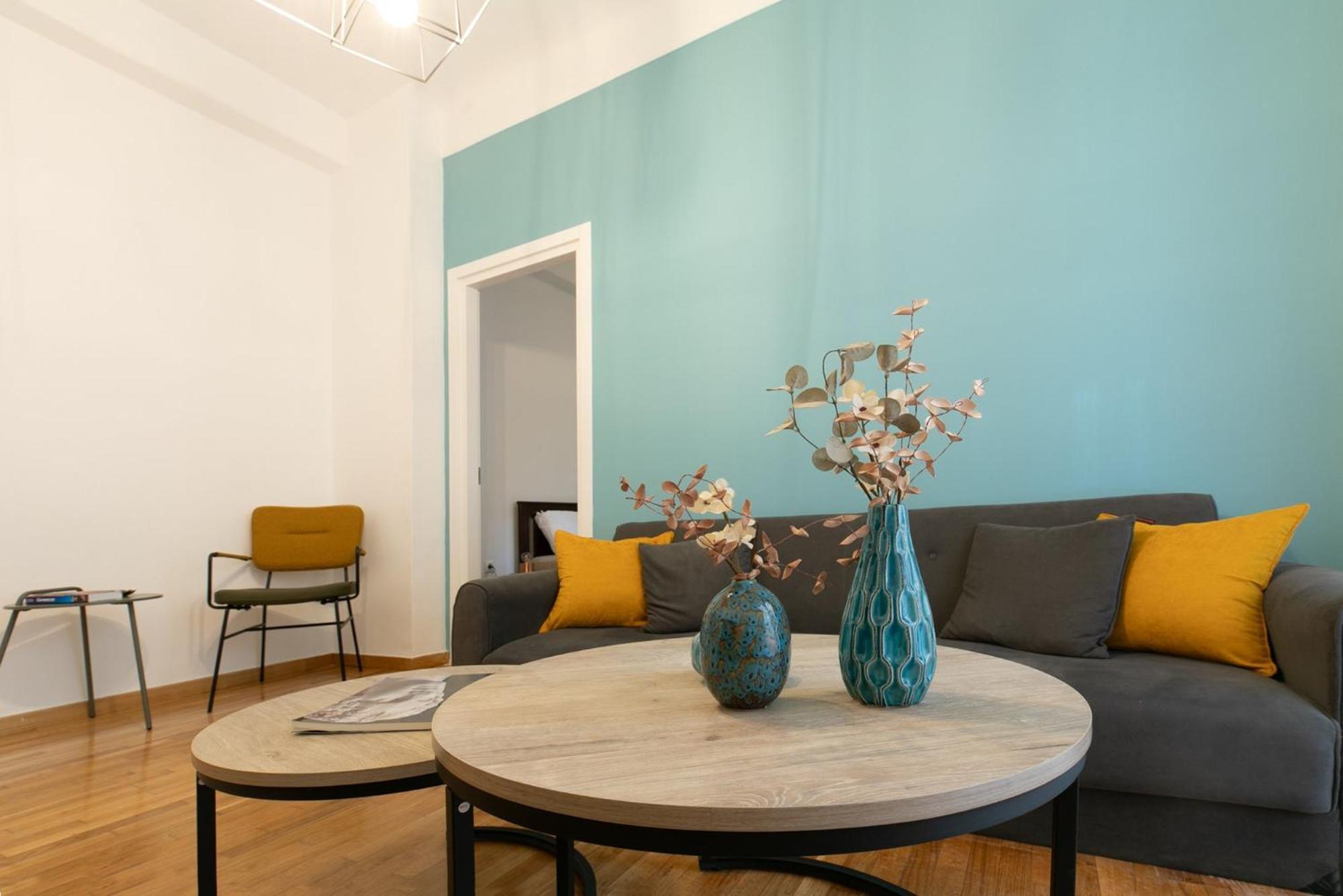 Koukaki Gem Chic Near Acropolis *